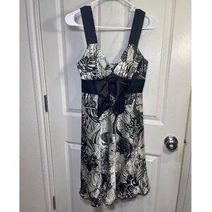 Speechless Black & White Floral Empire Waist Dress with Bow - Size 3